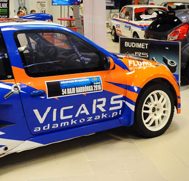 Kozak Vicars oznakowanie samochodu 2
