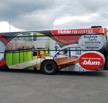 PROJEKT Duczek reklama autobusowa